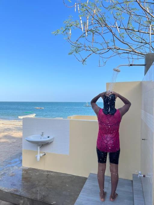 Lui Ushongo Beach House Pangani 외부 사진