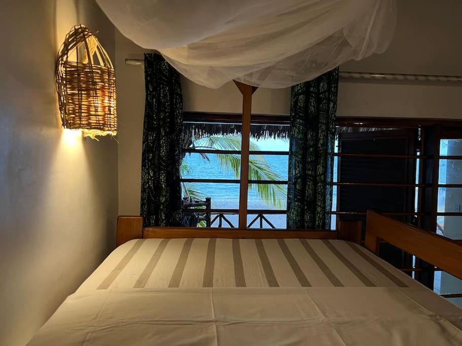 Lui Ushongo Beach House Pangani 외부 사진